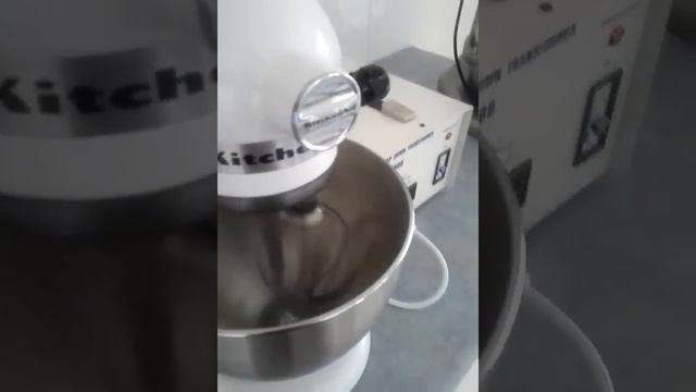 See how easy it is to use a transformer with your Kitchen aid смотреть онлайн