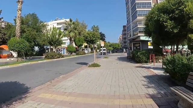 Прямая трансляция. Идем по ул. Барбаросса в Махмутларе.