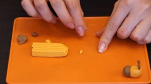 Лепим жирафа из пластилина. Урок №2 #творчество#жираф#пластилин#plasticine#giraffe