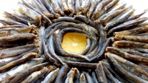 Соленая хамса! Вкусная рыбка!