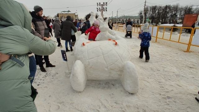 Фестиваль Скульптур из снега в Костроме 2023 г. Участник 5