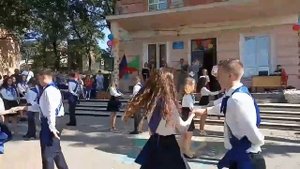 Последний звонок  май 2019 танец выпускников