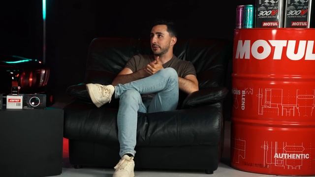 "¿VIVES de las REDES SOCIALES? ¡Eres un VAGO!" ? Supercars of JAVI SRC CREW смотреть онлайн