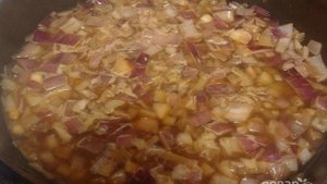 Индейка, тушенная с ананасами