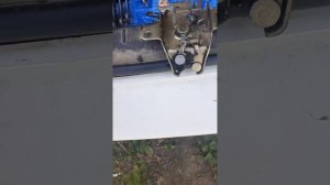 Устройство замка багажника авто (тойота королла )