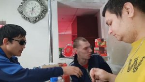 Обед с Фёдором Кочегаром и Денисом в 13:25 дня