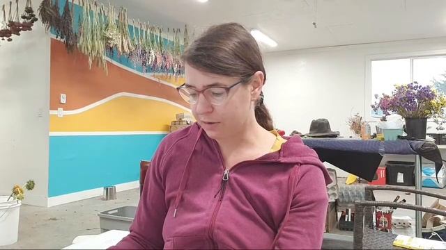 Let's Chat Flower Farming смотреть онлайн