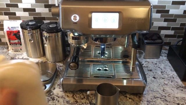 Breville Oracle Touch - Making a Great Cappuccino смотреть онлайн