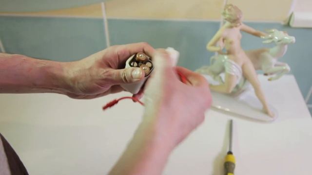 Сенсорный бесконтактный смеситель для раковины с регулировкой температуры воды смотреть онлайн