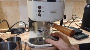 DeLonghi Icona Vintage ( ECOV 311) пример работы , готовит эспрессо капучино