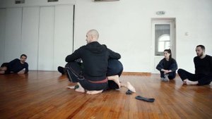 УроКИ (контактной импровизации)  часть 1 - упражнение "самоучитель"