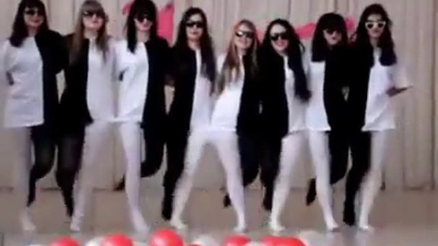 Иллюзия движения в танце! смотреть онлайн