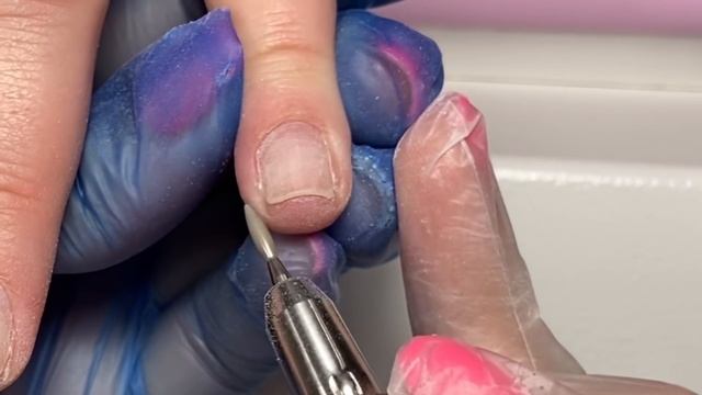 ?? БРОСИЛА модельную карьеру и аптеку ради МАНИКЮРА?! смотреть онлайн