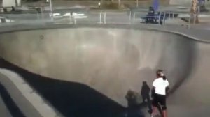 Skating the Skull Bowl at Lake cunning ham Skatepark