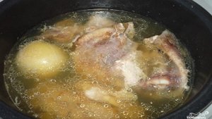 Холодец из рульки в мультиварке