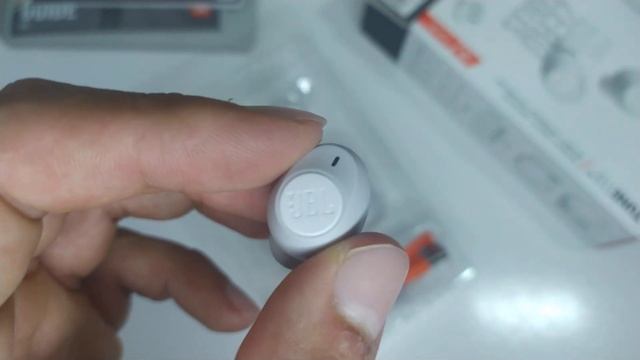 UNBOXING FONE JBL TUNE 115 TWS ORIGINAL l VEJA COMO GANHEI ESSE FONE DA JBL смотреть онлайн