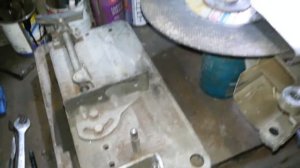 Монтажная пила Makita 2414 NB. Устранение люфта.