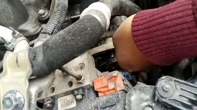 Как снять генератор на хонда фит. смотреть онлайн