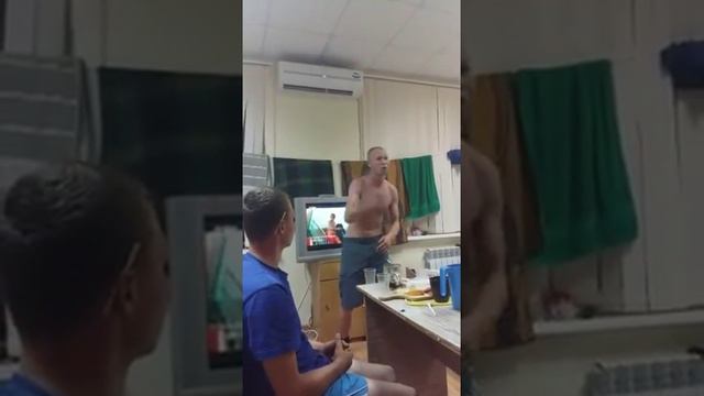 Артур-ПАЗДРОВЛЯЕТ С ДНЕМ РОЖДЕНИЯ смотреть онлайн