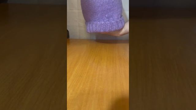 Продам женскую шапку смотреть онлайн