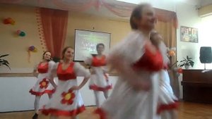 Исполнение танца "Русский" танцевальным коллективом "Драйв"