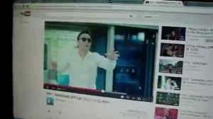 PSY - Gangnam style hits 1.000.000.000 views