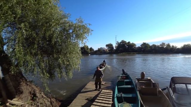 Приключения Эмильевича в Дельте Волги. Рыбалка возле базы. смотреть онлайн