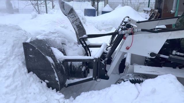 Мини погрузчик Снегоротор