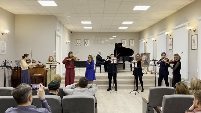 «Аве Мария» Баха-Гуно — Ансамбль скрипачей Галины Столбовой