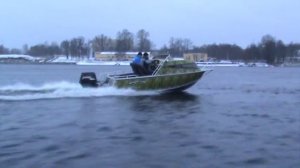 Катер Беркут 510 Полурубка скорость.MPG