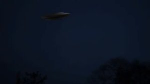 ПАРНЯ НЕ НАШЛИ НО НАШЛИ ЕГО ТЕЛЕФОН ,И КОГДА ОНИ ПОСМОТРЕЛИ ВИДЕО И УВИДЕЛИ НЛО #news #new  #blog