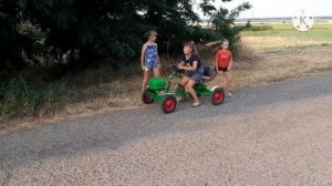 Что можно сделать из колес от садовых тачек и проф трубы.(веломобиль)  (velomobile)