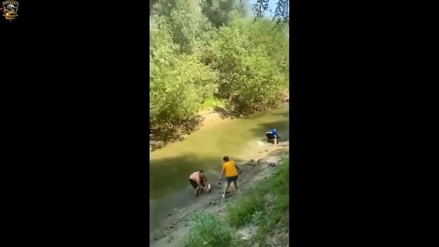 ШОК рыбалка // ЖЕСТЬ на рыбалке // ПРИКОЛЫ НА РЫБАЛКЕ трофей смотреть онлайн