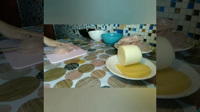 Итальянская кухня. Pollo alla parmigiana / цыплёнок пармезан (рецепт в описании)