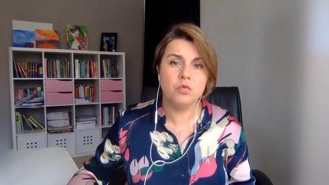 Почему сбивается цикл? Обильные месячные или мажущие кровотечения …