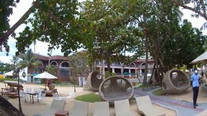 Пляж отеля Аралия, Унаватуна. (Araliya Beach Resort & Spa Unawatuna). Отели на Шри-Ланке, 2022..mp4