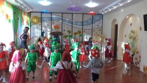 Средняя группа танец Шаг назад шаг вперед