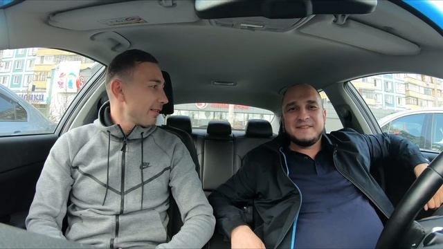 Яндекстакси / Таксую в городе Казань / Бизнес Комфорт+ / Таксую на  Camry / Позитивный таксист