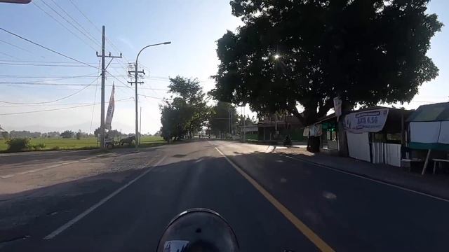 BUCIN VESPA NYAMPE KE LOMBOK !! смотреть онлайн