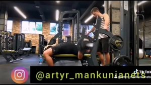 Жим лёжа, многоповторный жим 55кг на 61 повторение ???