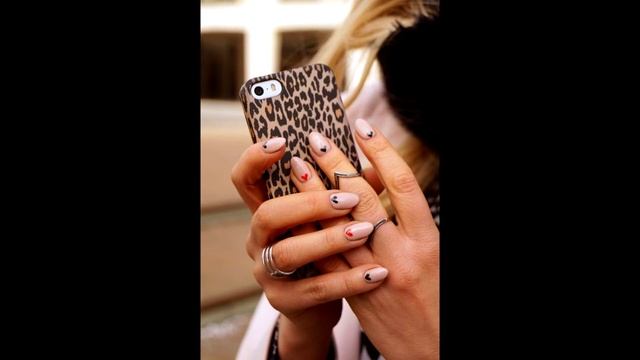 Маникюр с сердечками и звездочками ? ИДЕИ МАНИКЮРА ? ДИЗАЙН НОГТЕЙ ??? смотреть онлайн