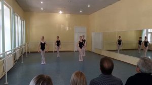 Экзамен по классическому танцу-6 класс