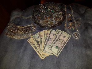 ДВЕ ДОРОГИ К ДЕНЬГАМ. ВЕДЬМИНА ИЗБА ▶️ ИНГА ХОСРОЕВА.