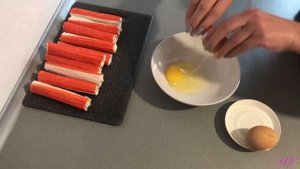 ЖАРЕНЫЕ ФАРШИРОВАННЫЕ КРАБОВЫЕ ПАЛОЧКИ /как приготовить нежнейшую закуску/минимум усилий/нежный вку