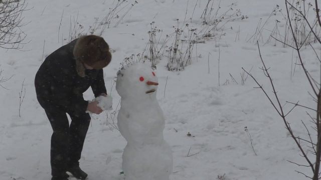 С детством расстаться всегда очень грустно, белый кораблик уплыл не вернешь. смотреть онлайн