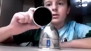 Фокус с 2 стаканчиками и 1 шариком