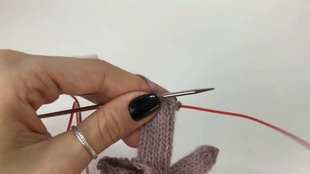 Вяжем перчатки. Процесс вязания пальцев. смотреть онлайн