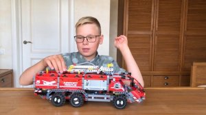 LEGO TECHNIC 42068 / ПОЖАРНАЯ МАШИНА /