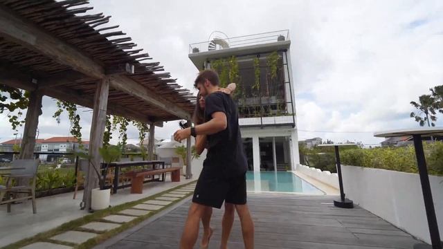 "ASALTO" - Mr. Don / Bachata Sensual on Bali, Indonesia / Dance Video / Sergey & Valeria смотреть онлайн