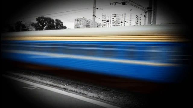 Движущийся поезд фото У всех святынь и всех икон.Красивая песня! - смотреть видео онлайн от "Северная 